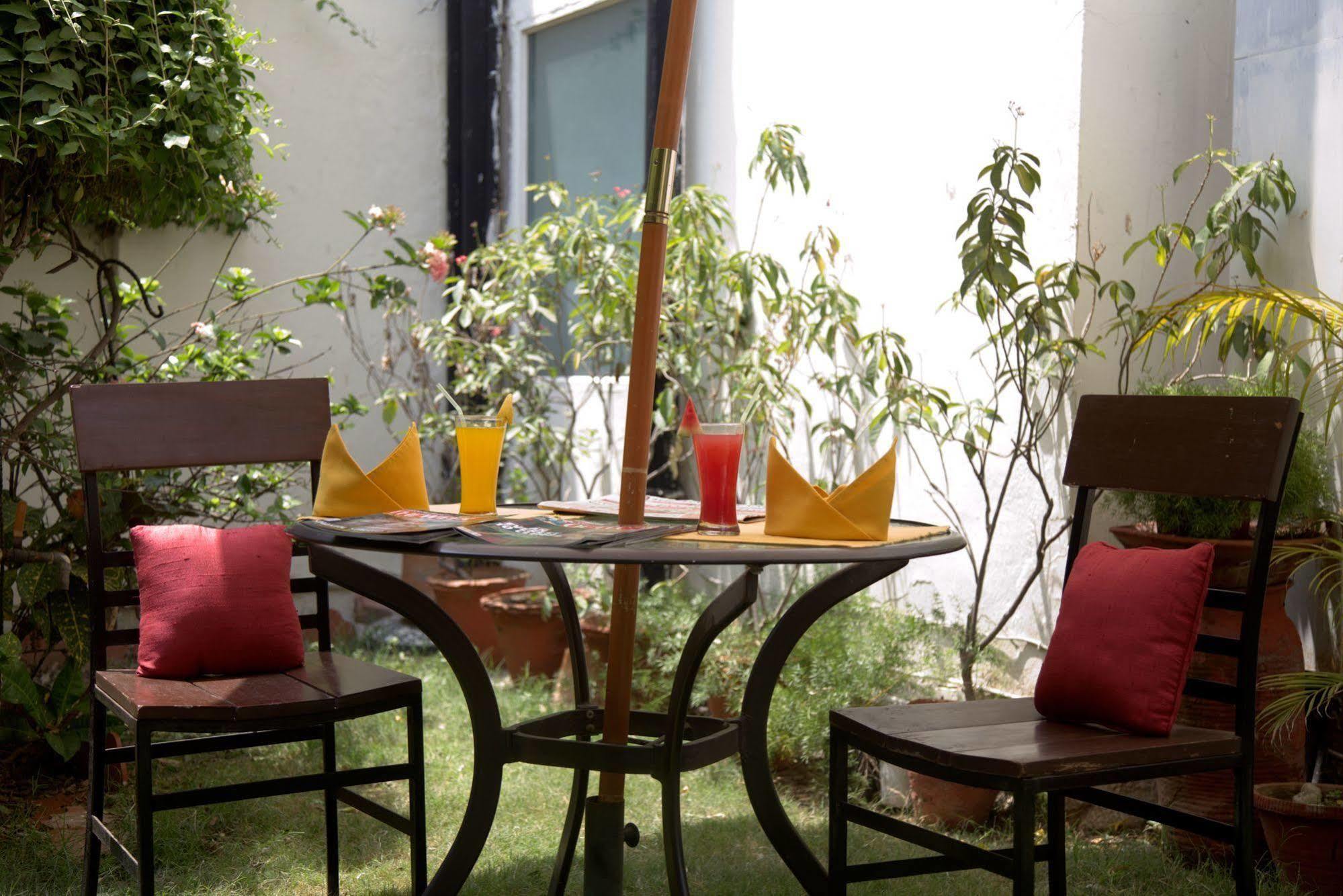 House By Howard New Delhi Exterior photo